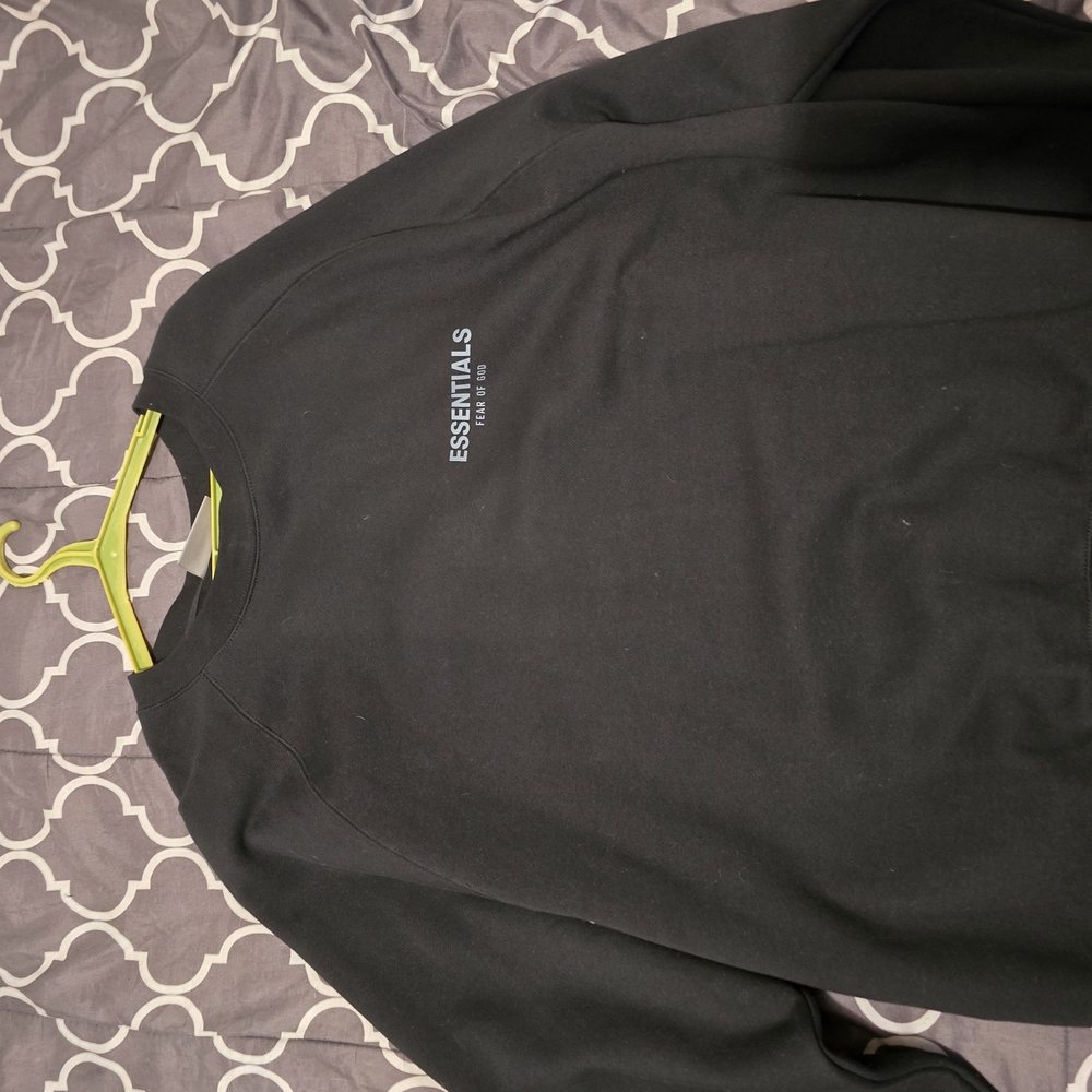 Essentials Black Crew Neck